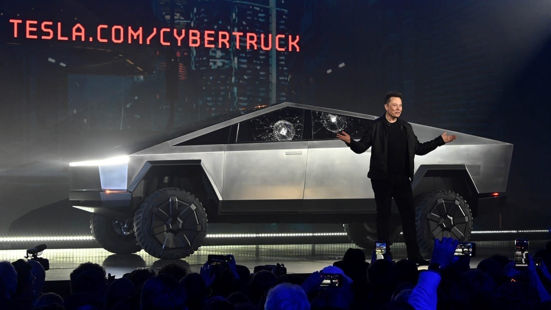 nxnoticias.com-tesla-vende-calcomanias-de-ventana-rota-y-se-agotan