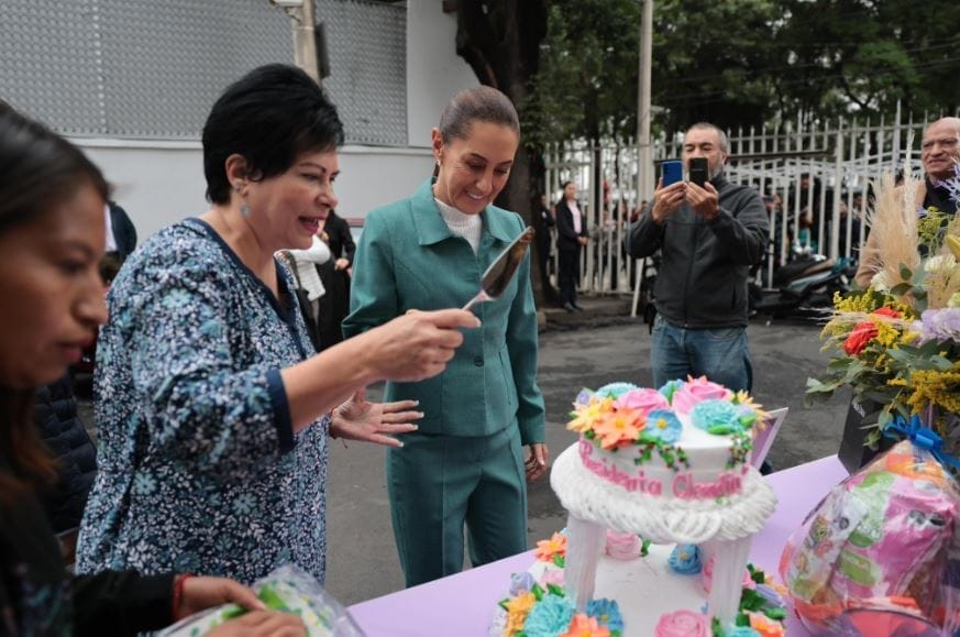 nxnoticias.com-amlo-felicita-a-sheinbaum-por-su-cumpleanos-la-proxima-presidenta-agradece-muestras-de-afecto